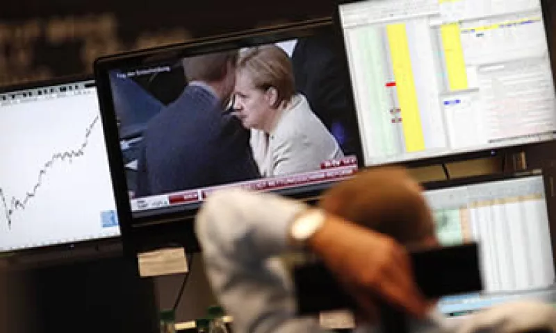 Las acciones de automotrices y de compañías mineras estuvieron entre las de peor desempeño este viernes. (Foto: Reuters)