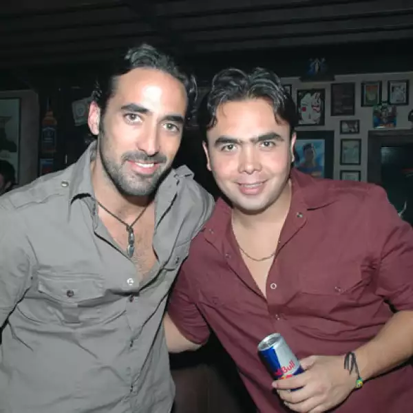 Fher de Maná en la Inauguración del Old Jack