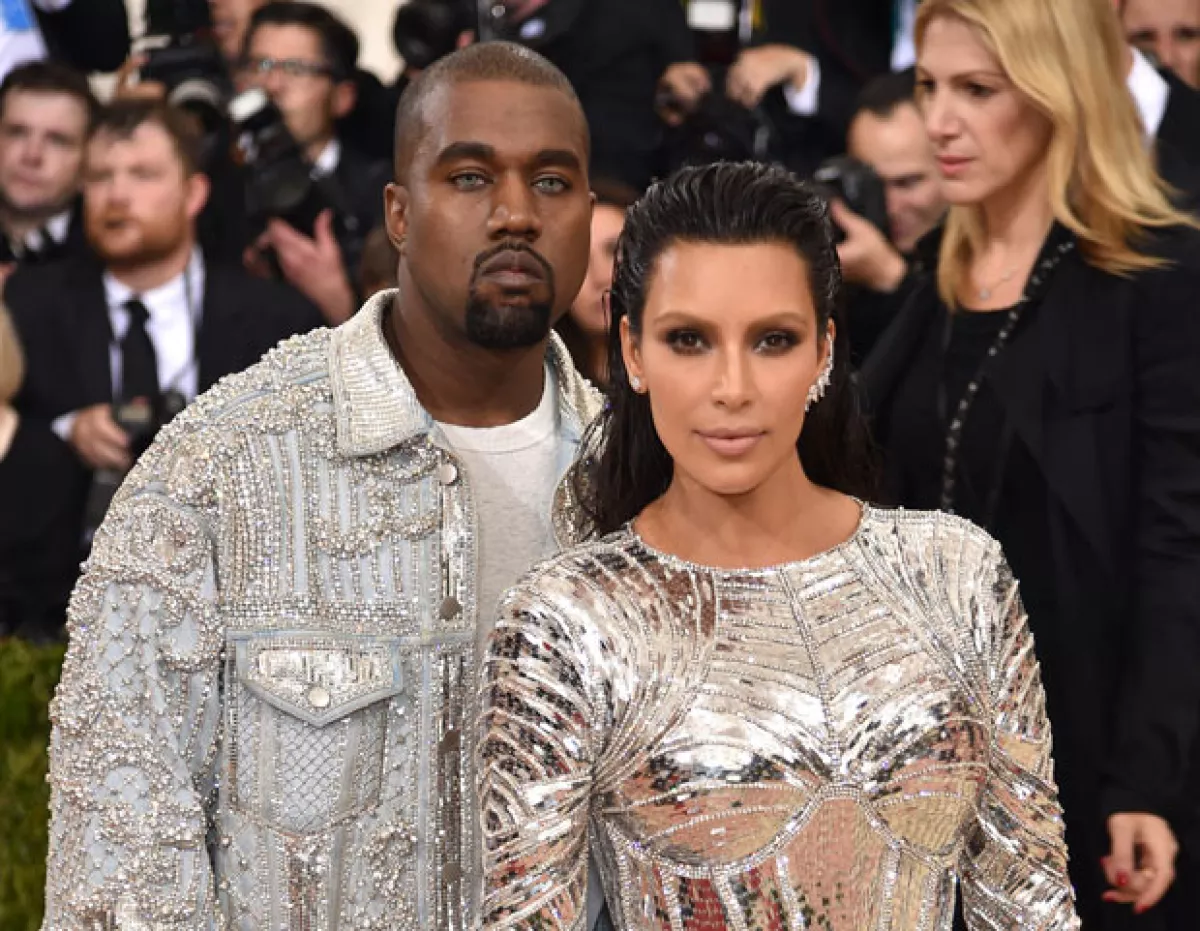 La pareja generó ciertos comentarios después de que Kimmy publicara un video con su esposo.