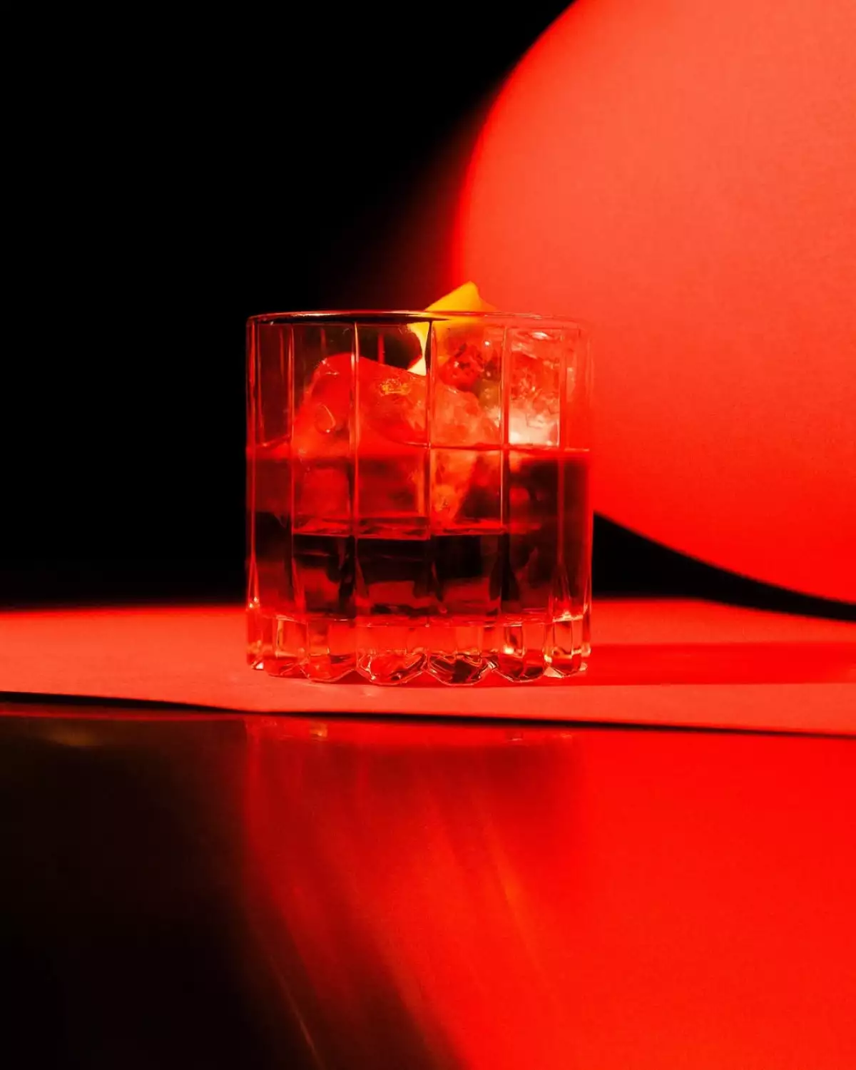 Este bar-restaurante ofrece una selección curada de vinos italianos.