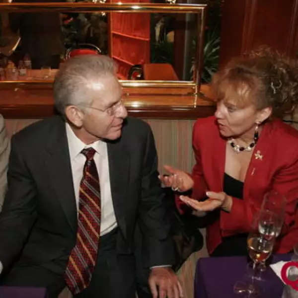 León Bessudo, Rosa Montañez