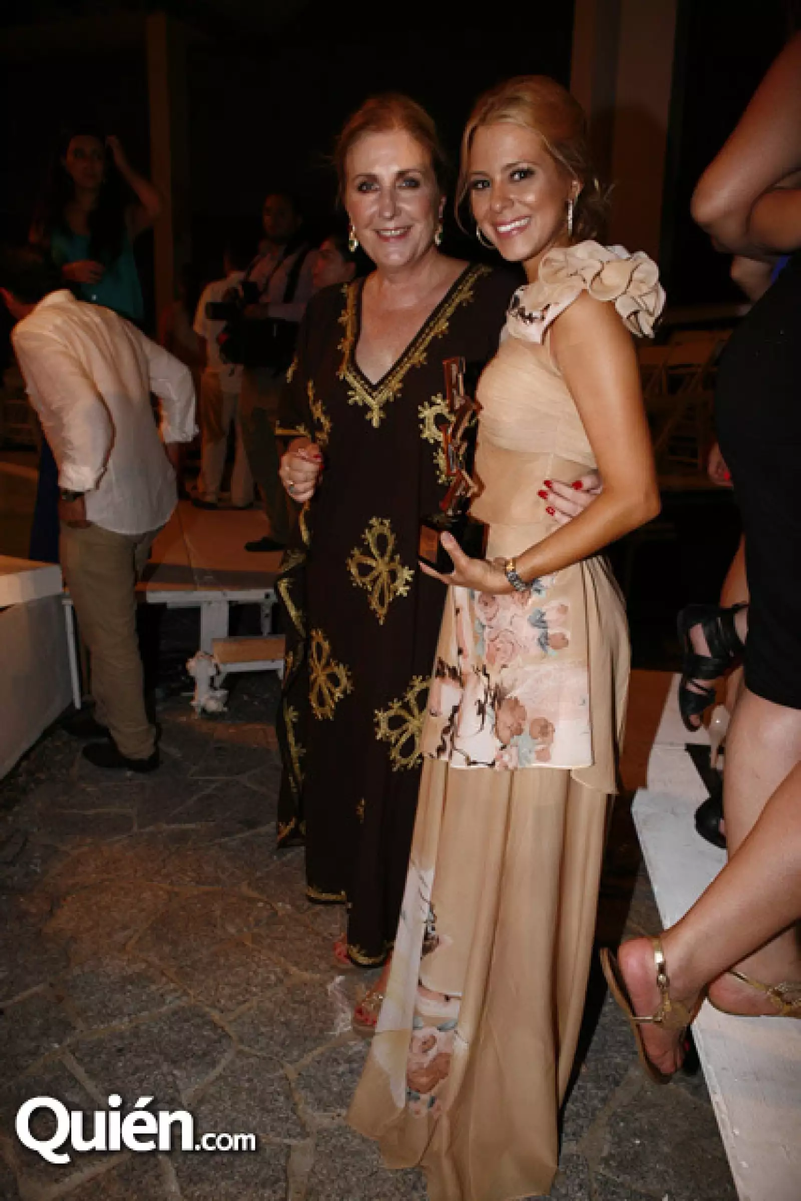 Mari Paz Ocejo y Verónica Díaz