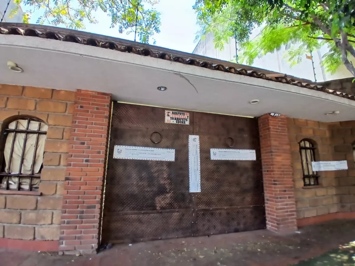 “Llegan con cerrajero y un camión de mudanzas”: el modus operandi de los grupos de despojo a la Benito Juárez