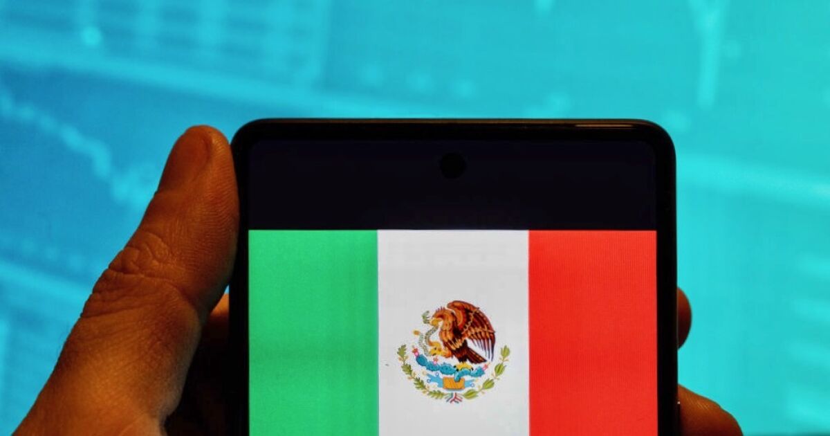 Yeni telekomünikasyon yasası, devletin telsel ve AT & T ile rekabet etmesine izin verecektir.