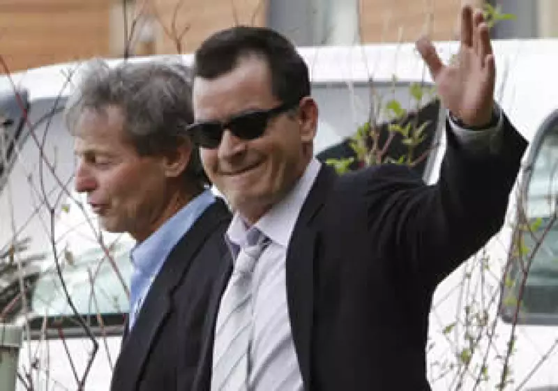 Sheen ha insistido en que está limpio y sobrio, y en que la única droga que consume se llama Charlie Sheen. (Foto: AP)