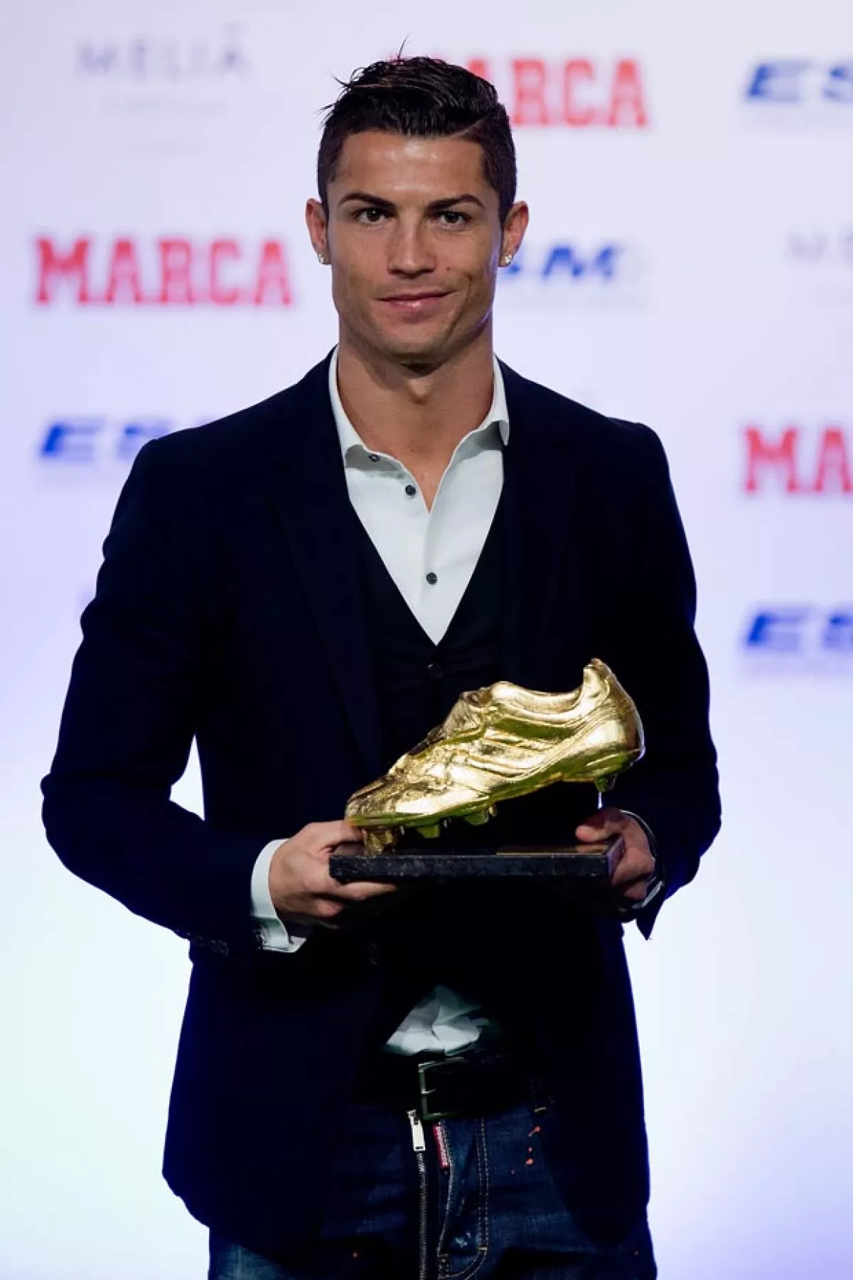 Actualmente Cristiano disfruta de su soltería, e incluso no ha dado declaración alguna sobre sus supuestas infidelidades a Irina.