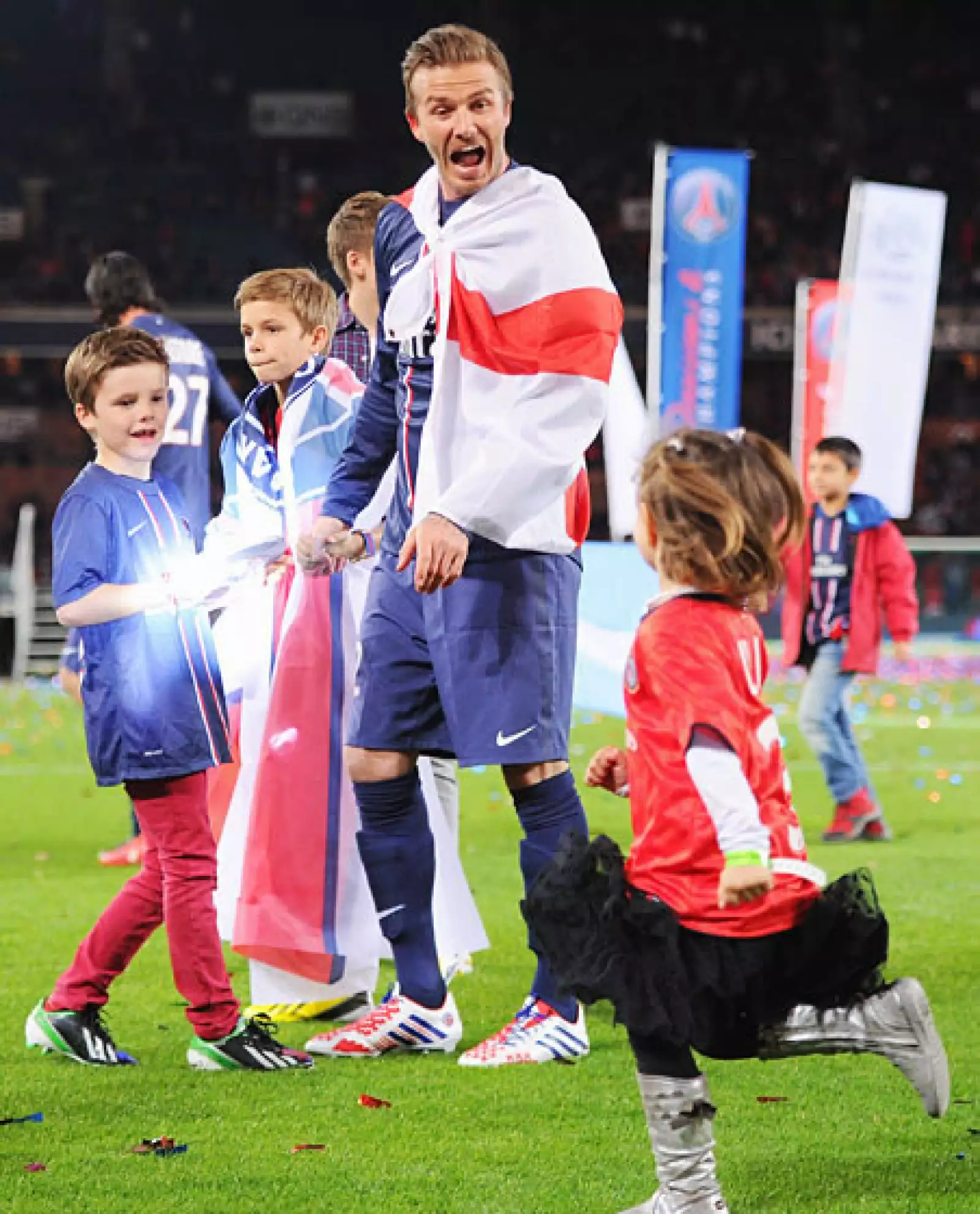 Sin duda David es un hombre niñero.