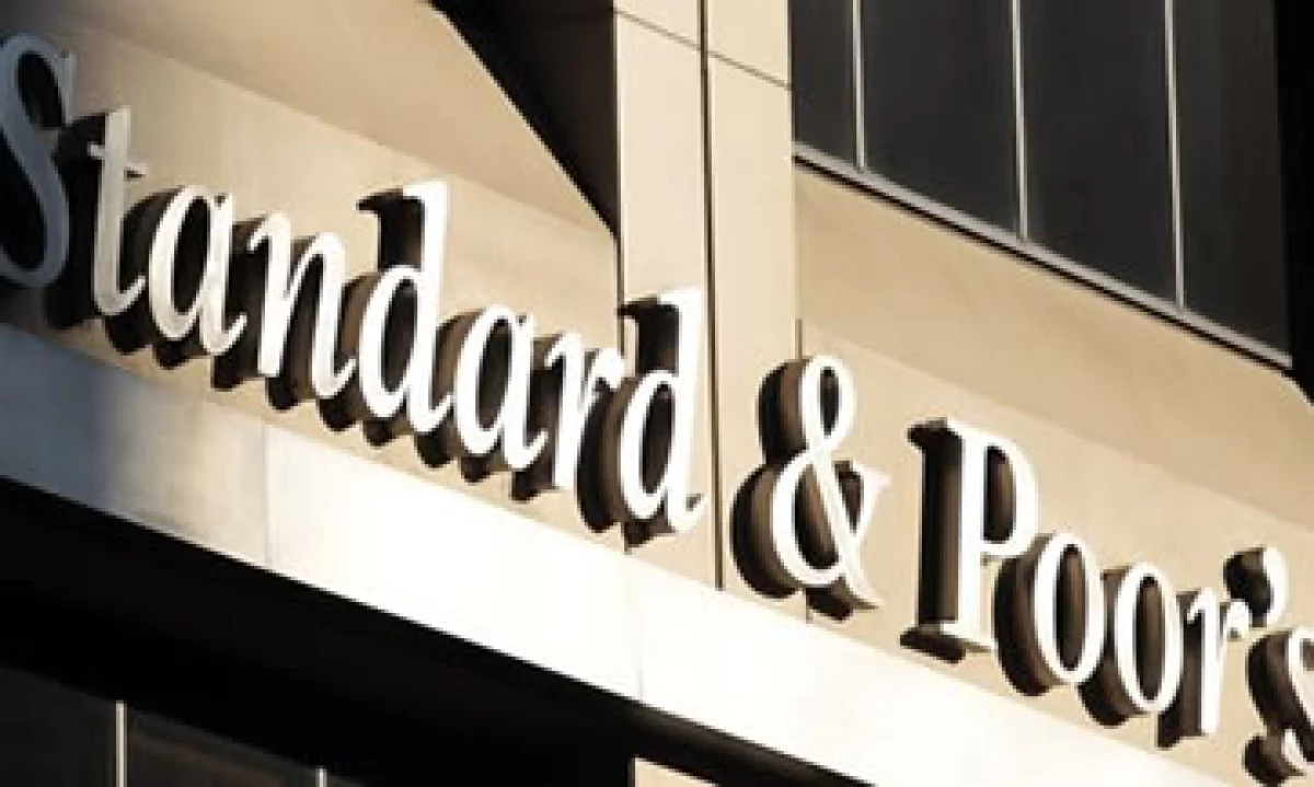 Standard & Poor´s aumentó su clasificación de riesgo económico para México, dada su alta dependencia con EU. (Foto: Reuters)