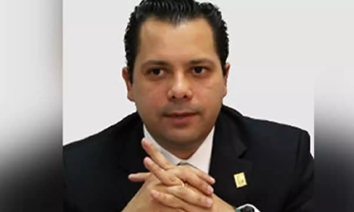 Ernesto De Lucas Hopkins es abogado por la Universidad del Noreste de Sonora. (Foto: Tomada de la página enriquepenanieto.com.)