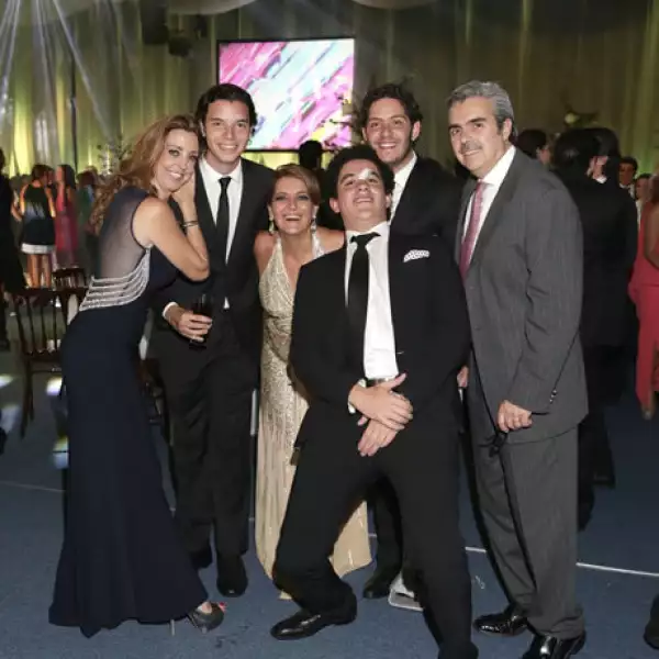 Carmen Valdez,Fernando Suero,Norma Cortez,Diego Hadad,Ricardo Galván y Alejandro Cortés
