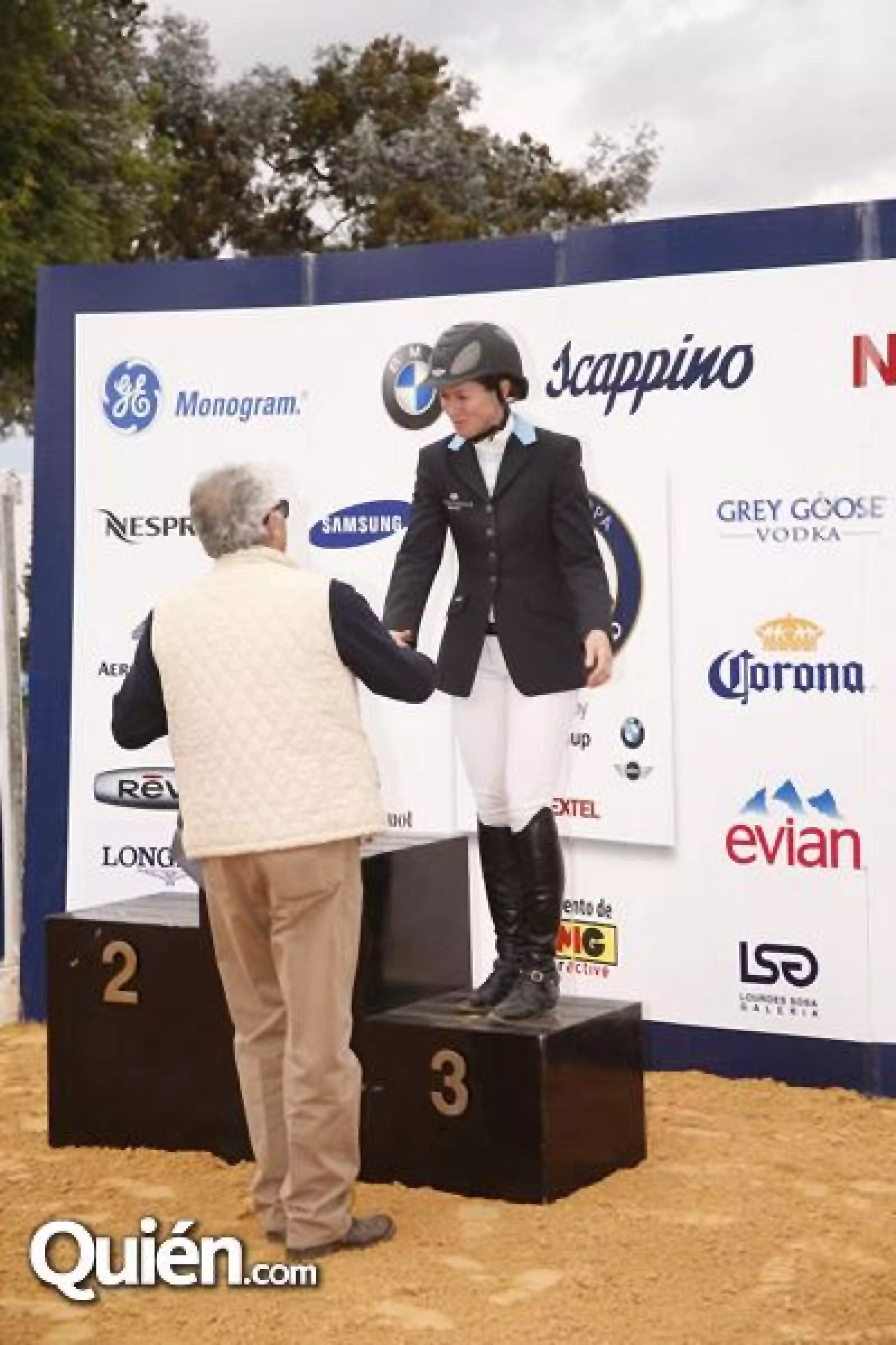 pascual Orestano,Jennifer Tiegle