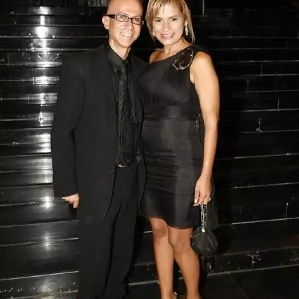 Óscar Román,Sara Cuellar