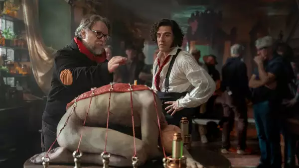 estreno frankenstein de guillermo del toro