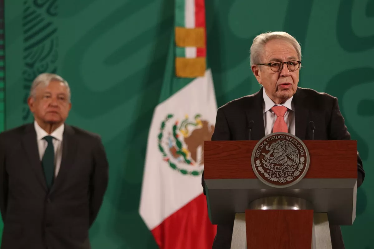 Jorge Alcocer Varela, secretario de Salud, durante la conferencia mañanera en Palacio Nacional