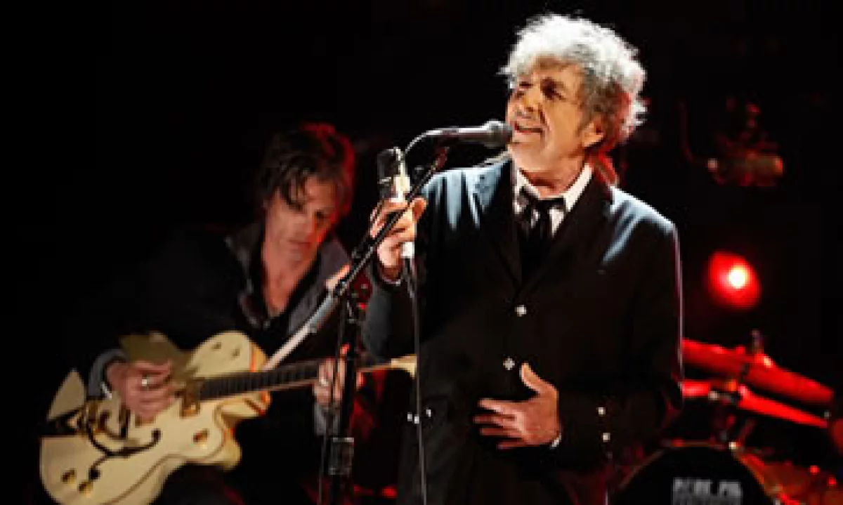 El músico de 74 años donó artículos de toda su carrera. (Foto: Getty Images)