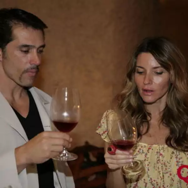 Sergio Mayer, Issabela Camil