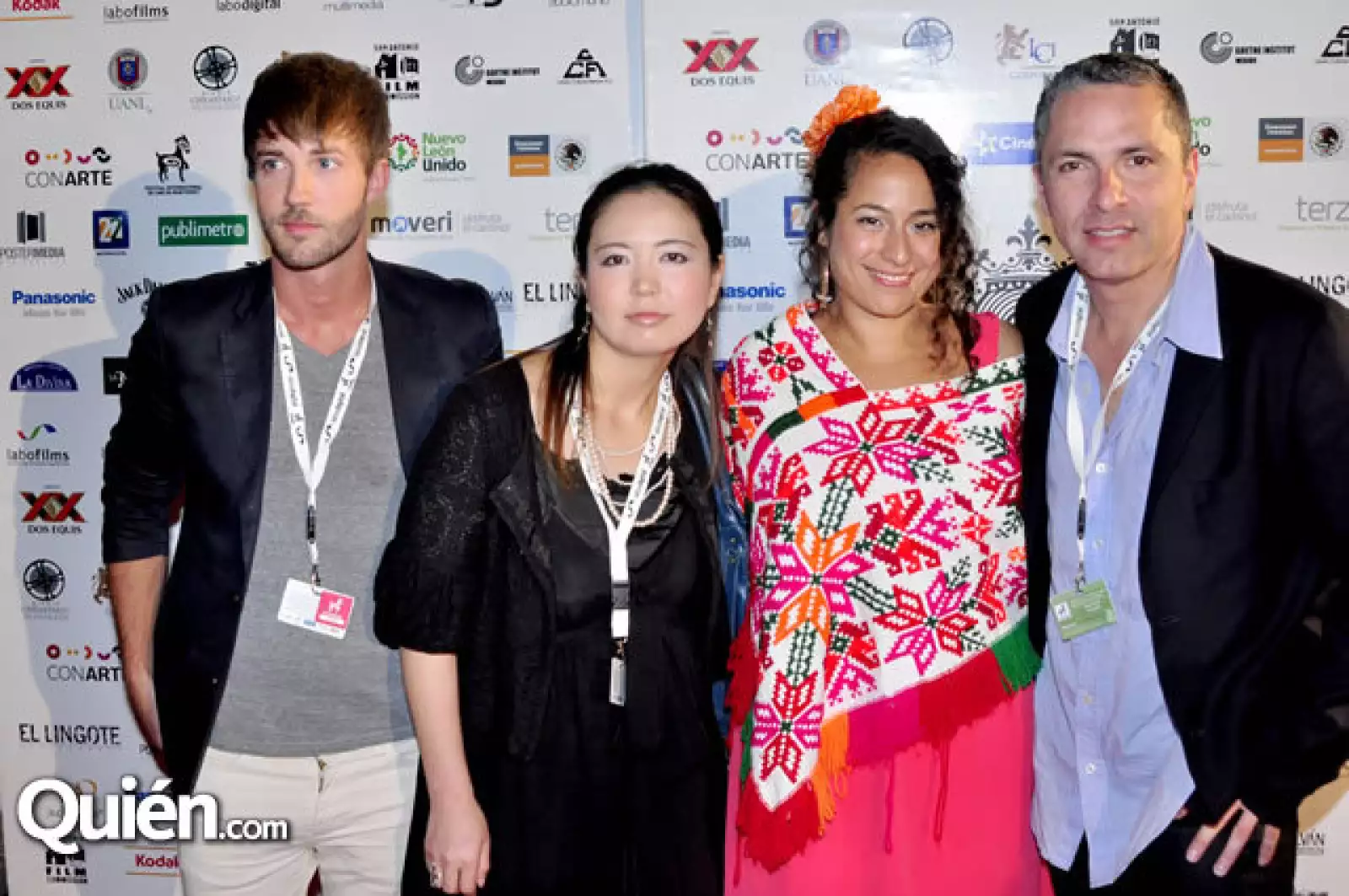 Brad Horvath, Miwako Kikuchi, Cristina Dávila y Óscar Uriel