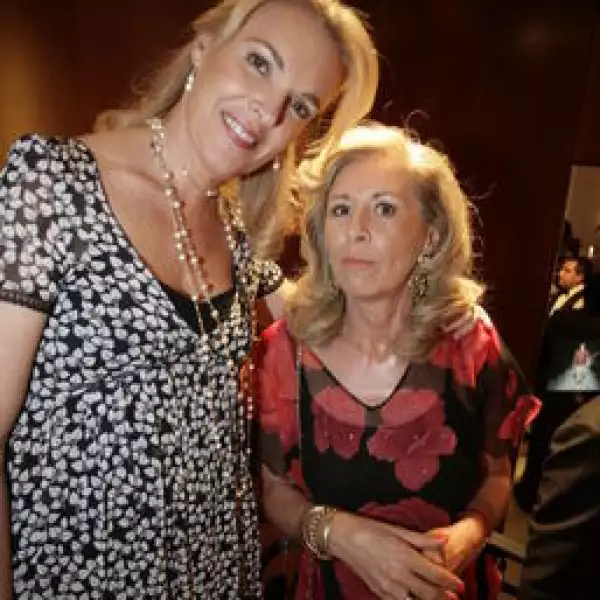 Sofía Corcuera, Lourdes Ariza