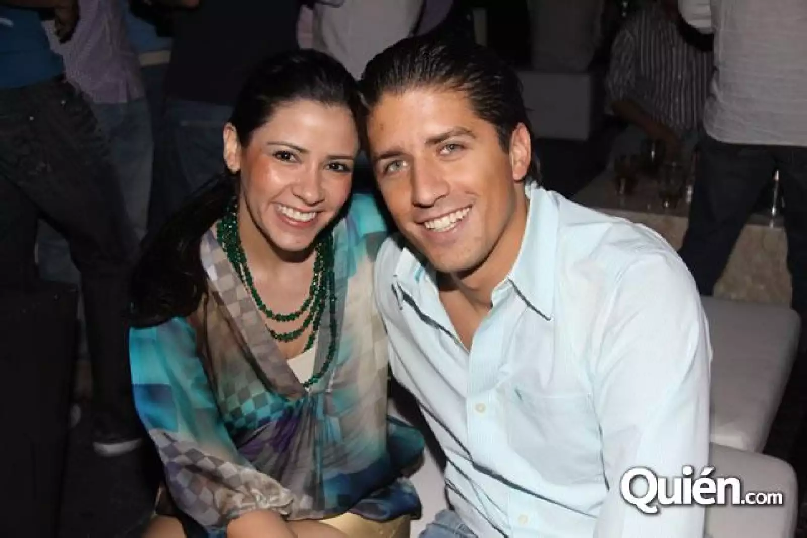 Adriana Larrondo,Polo Mondragon