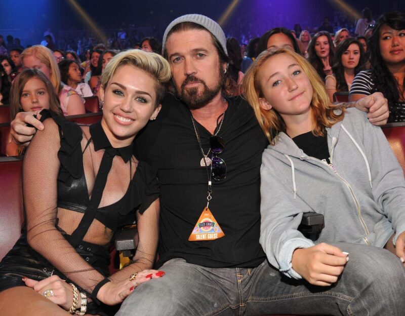 Miley y Noah Cyrus