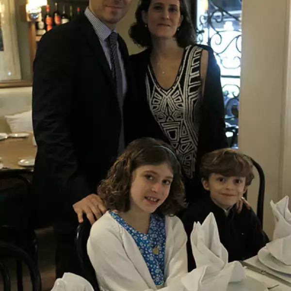 Jacques, María José, María José y Yago Trindade