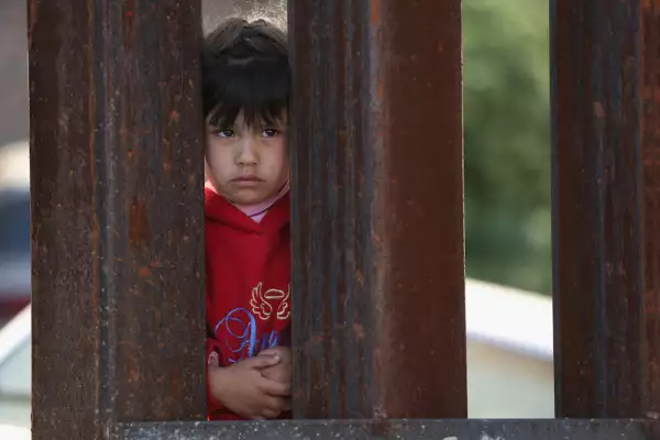 Bishops Hold Mass And Procession On US Border In Support Of Immigration Reform