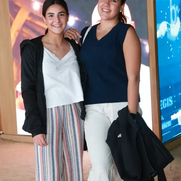Ximena Esnal y Paulette Martín 