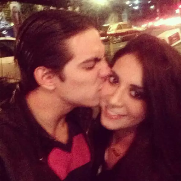 Tanto Vadhir como su hermana Aislinn viven el tiempo más romántico de su vida con sus respectivas parejas.