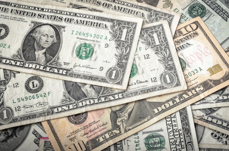 El peso se debilita