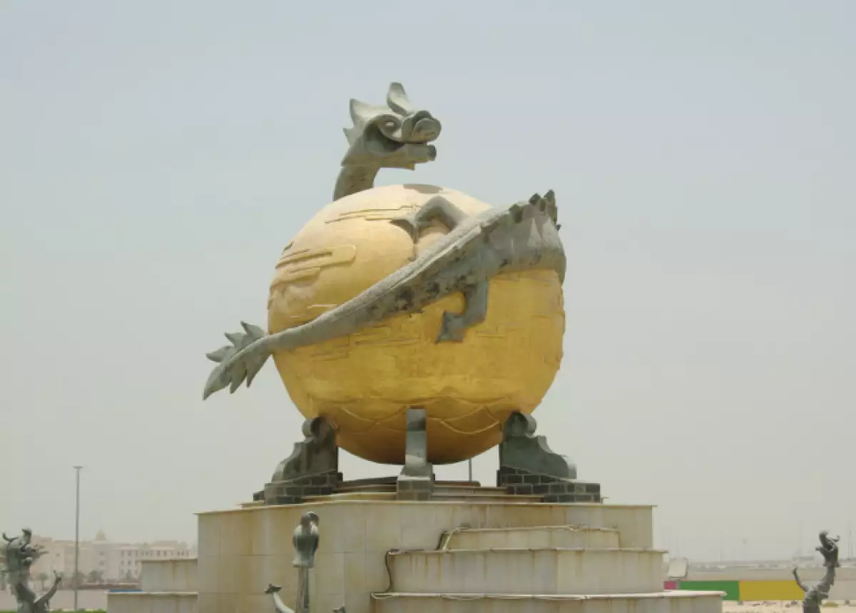 Dragon M