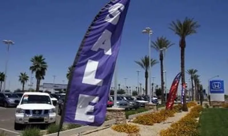 Al ser ajustado por inflación, el gasto se redujo 0.1% en mayo. (Foto: Reuters)