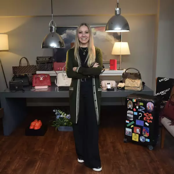 PRIVATESALE 051222 006.JPG