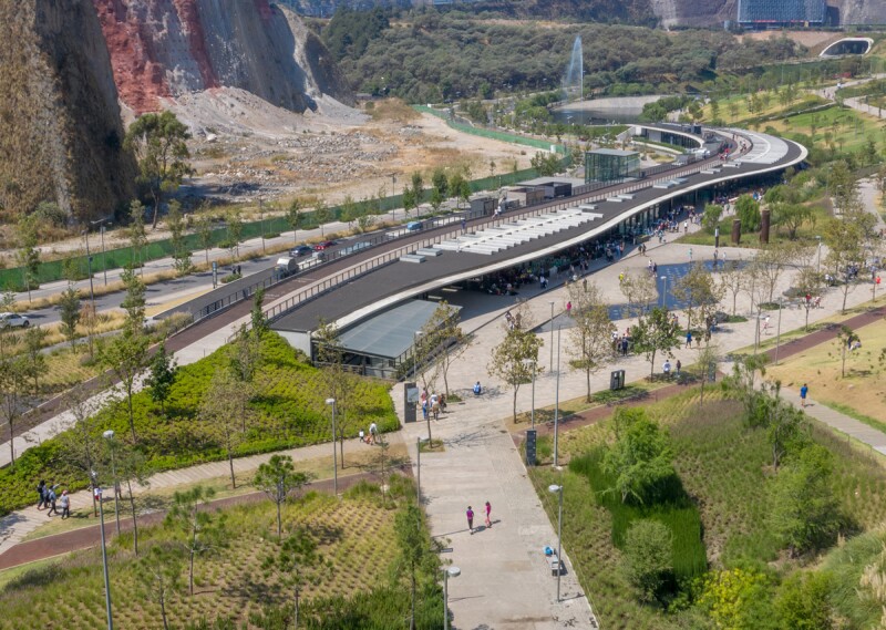 Pabellón Central del Parque La Mexicana