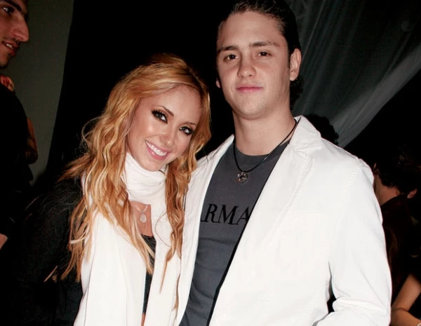 Christopher Uckerman y Anahí.