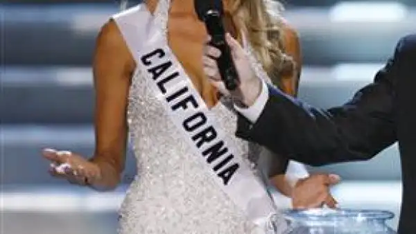 Sólo el propietario del concurso Miss USA, Donald Trump, puede tomar la decisión, declararon el lunes los directores ejecutivos Keith Lewis y Shanna Moakler.