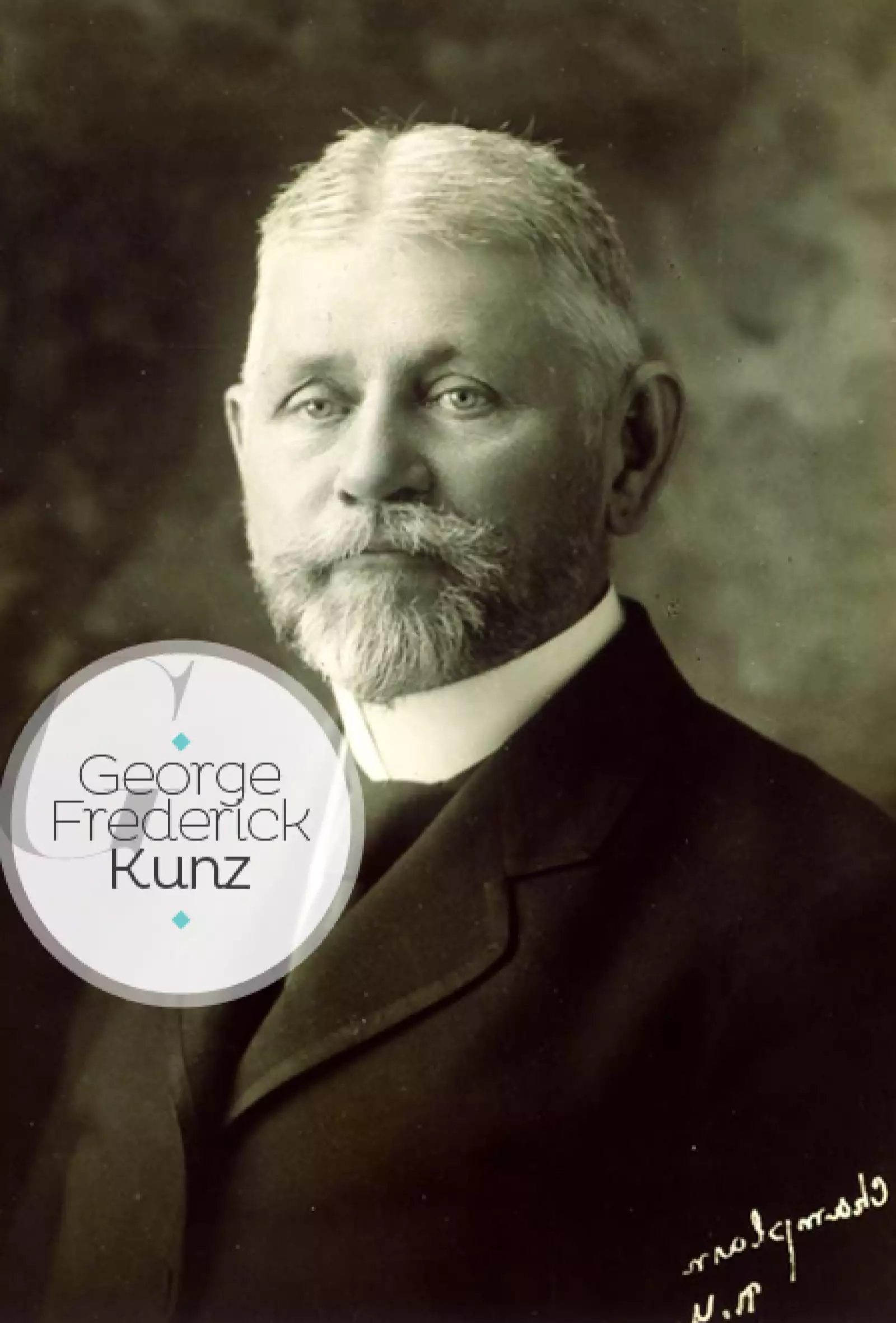 Y volviendo a la historia del icónico diamante amarillo, el gemólogo George Frederick Kunz fue el encargado de supervisar el corte del diamante en un brillante con forma de cojín con un peso de 128.5 quilates  y 82 facetas. La piedra mide poco más de una pulgada de ancho y siete octavos de pulgadas de arriba abajo.