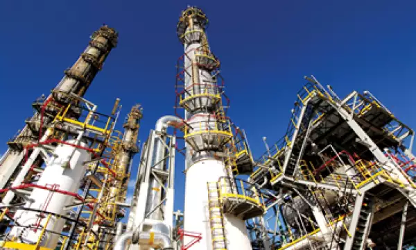 Entre los negocios de Alfa se encuentra la petroquímica Alpek. (Foto: Cortesía Alfa)