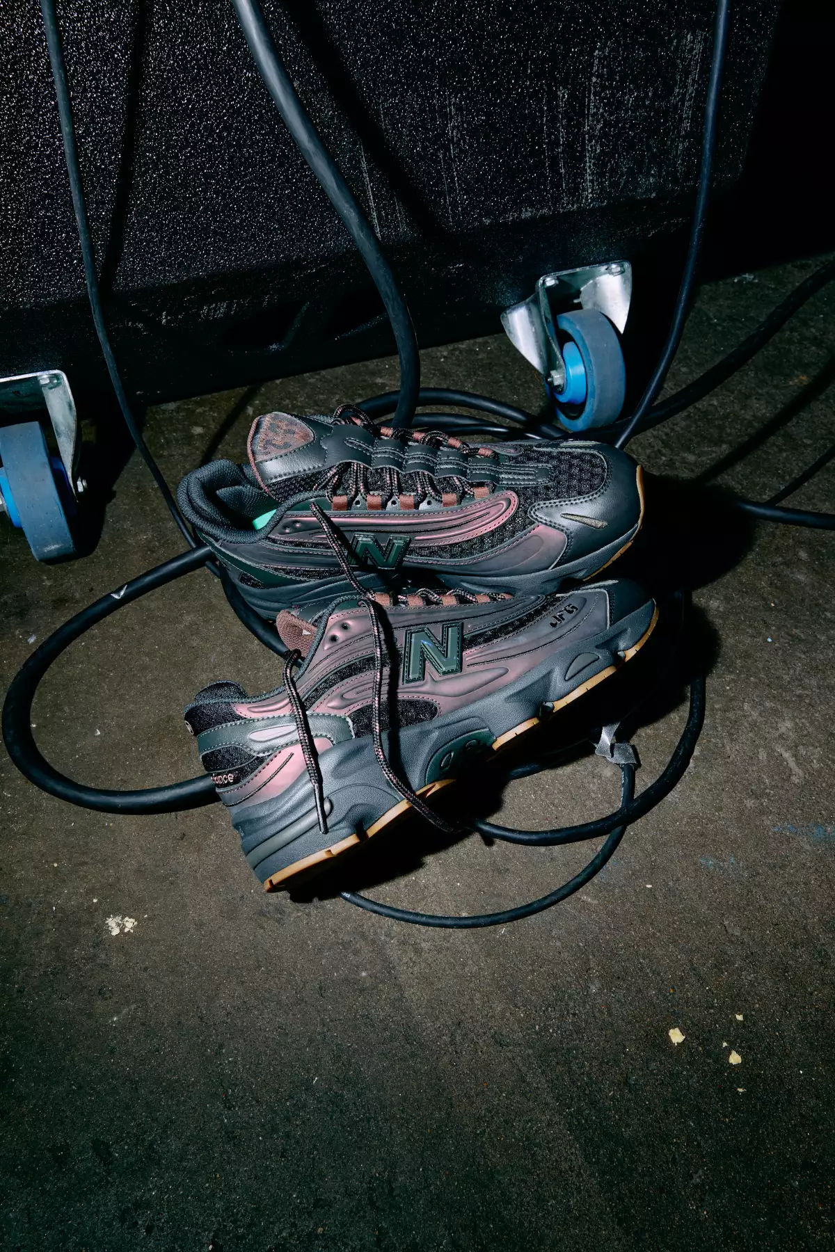 New Balance colabora con Joe Freshgoods para lanzar los sneakers más dosmileros