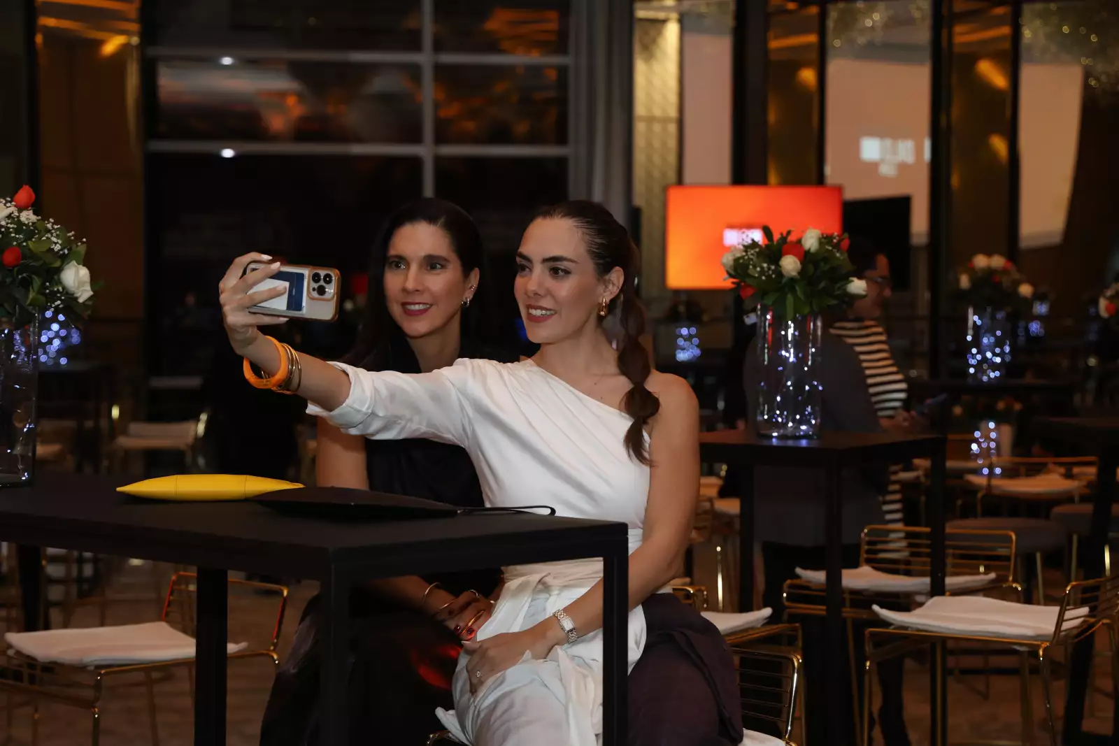 Gaby Hernández y  Ale Ponce 