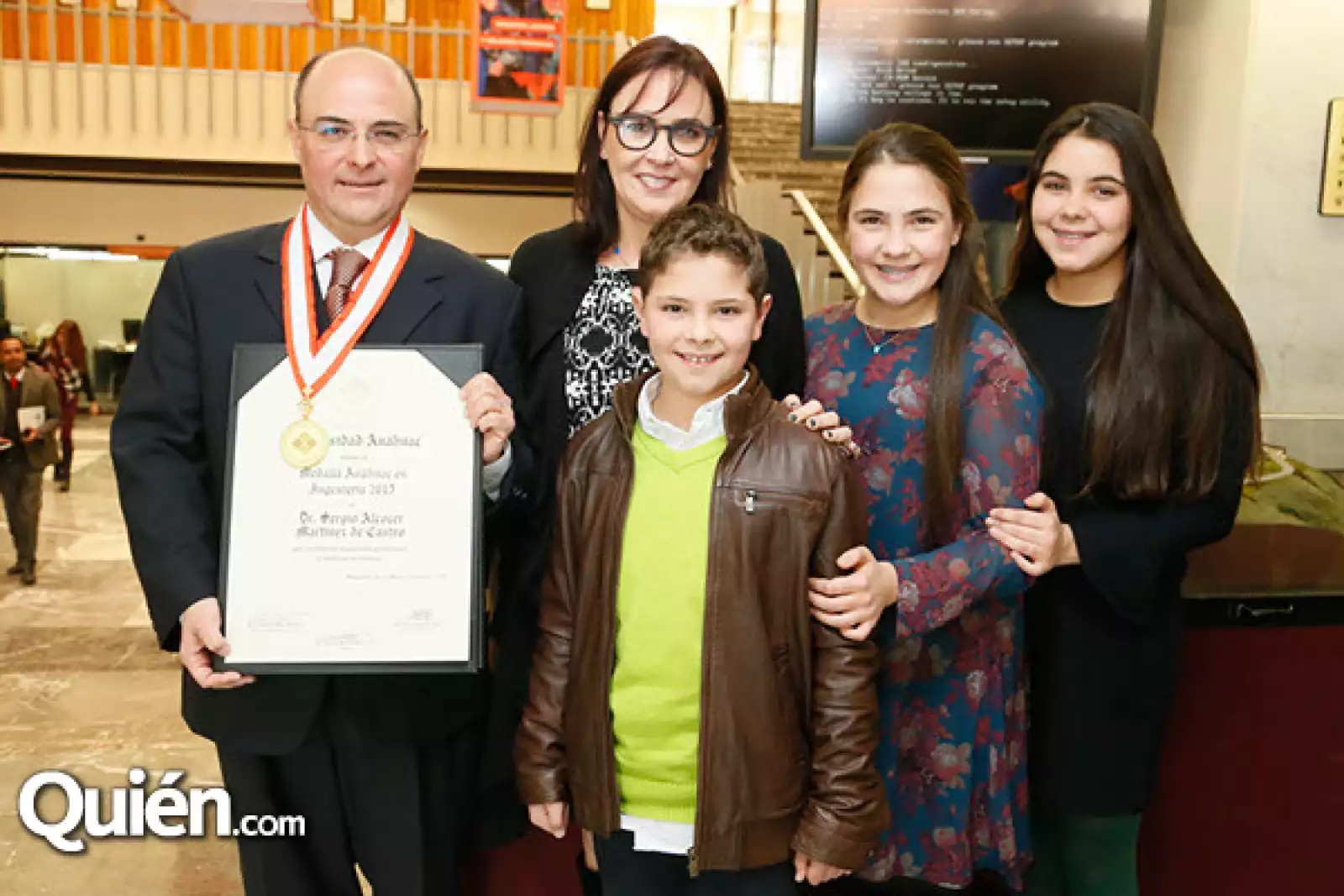 Sergio, Claudia, Diego, Fernanda y Paulina Alcocer