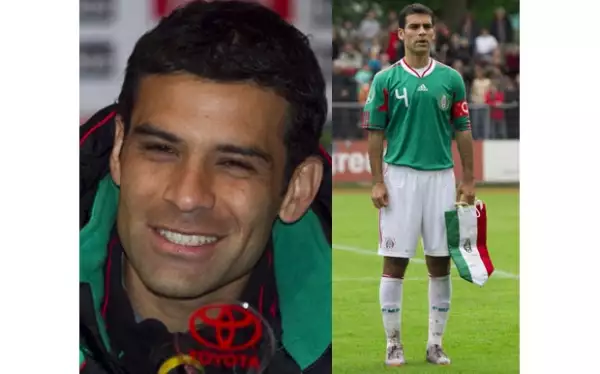El defensa mexicano tiene lo suyo y a muchas encanta.