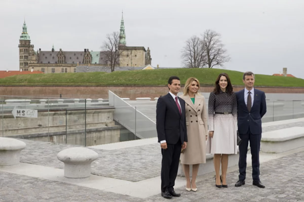 El presidente mexicano y su esposa estuvieron con la realeza danesa en una visita de Estado.