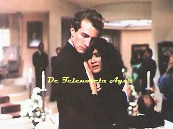 Daniel Giménez Cacho y Salma Hayek