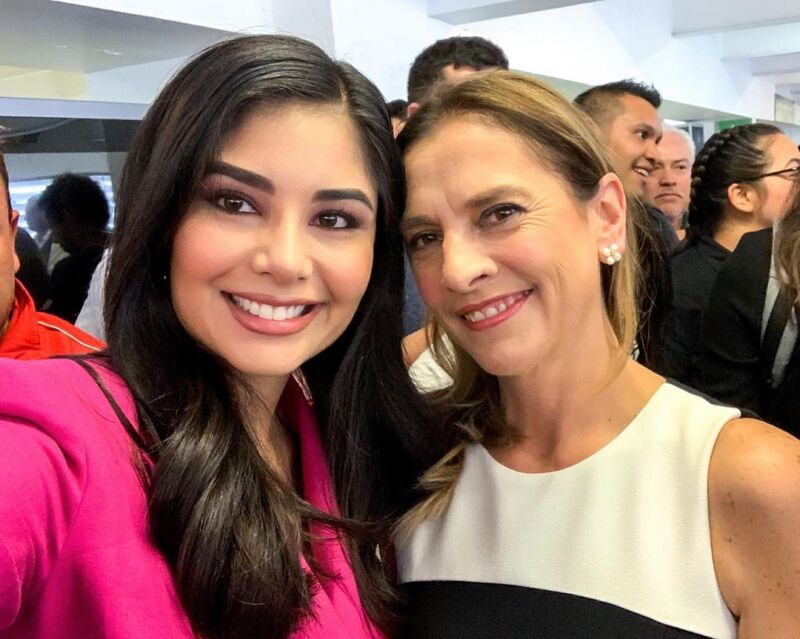 Geraldine Ponce y Beatriz Gutiérrez Müller