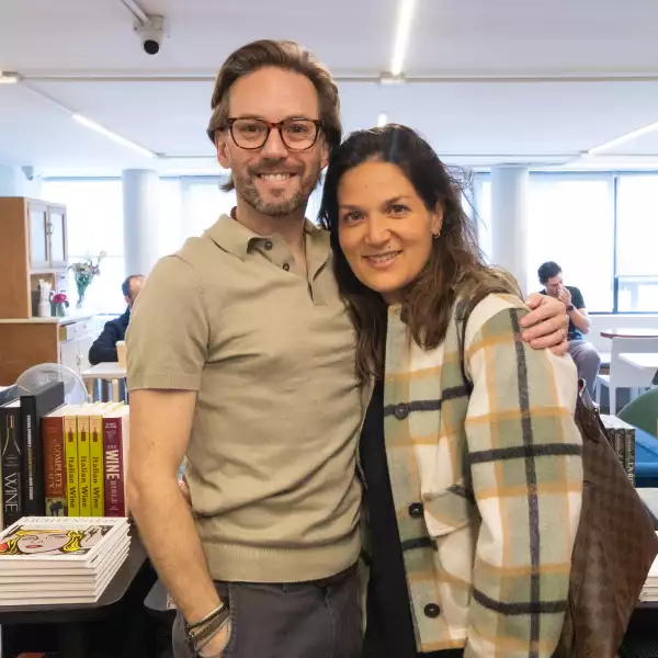 PRESENTACIÓN LIBRO MÍA