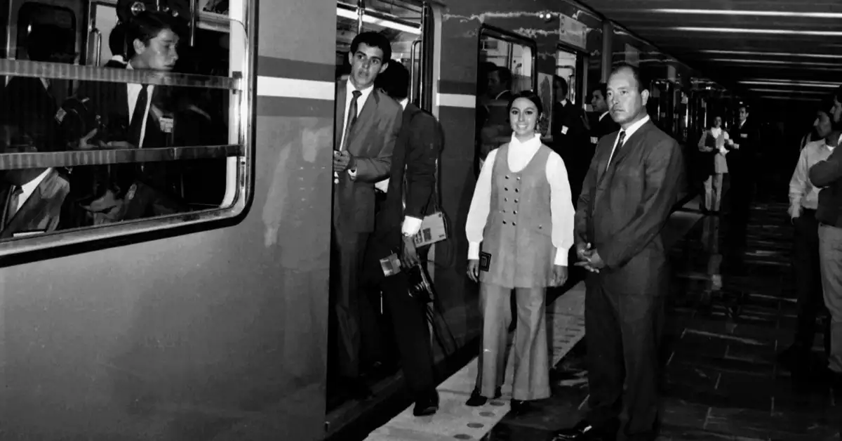 estacion-linea-1-metro-56-anos.jpg