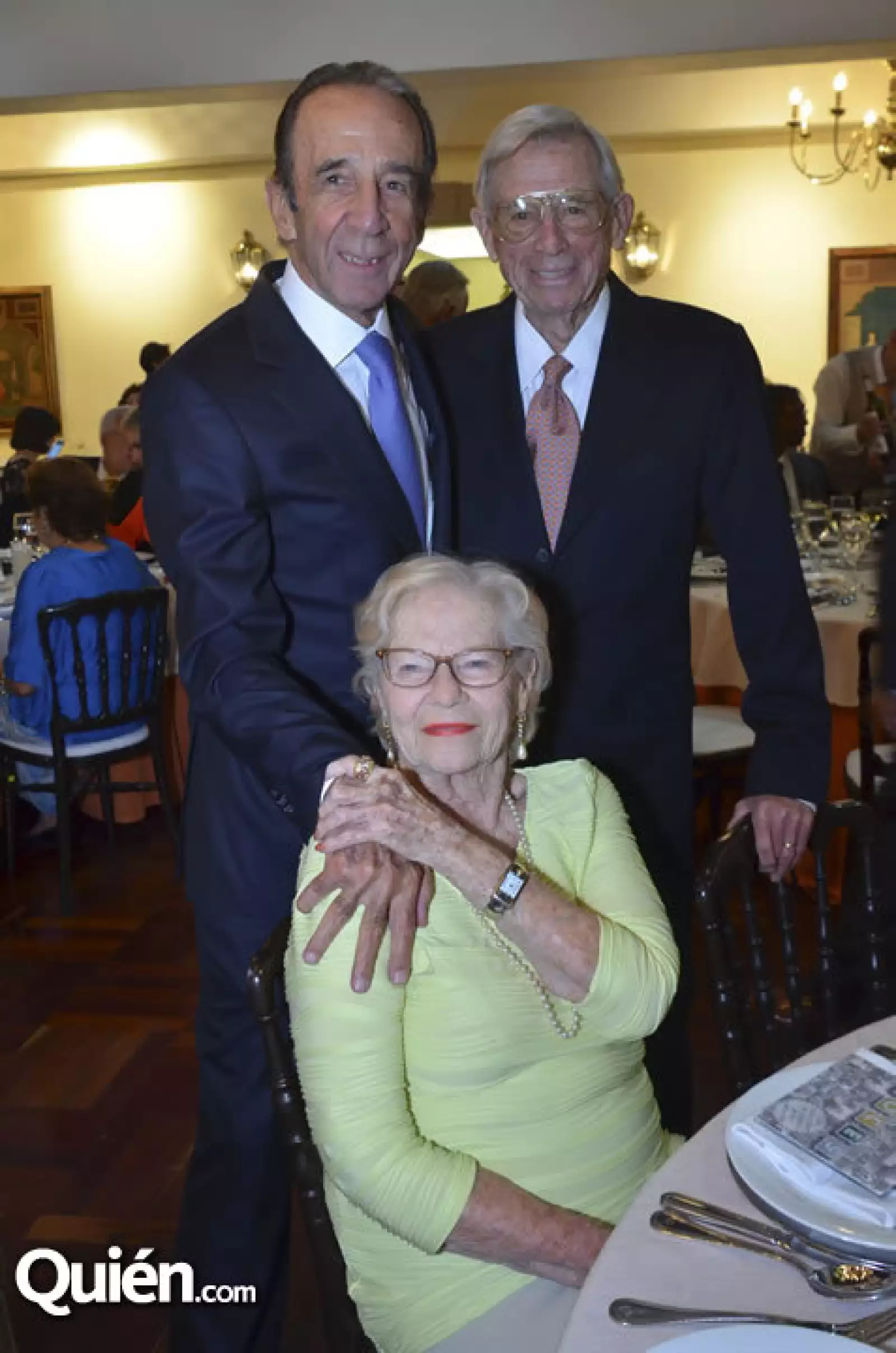 Manuel Arango con Blancon Belk su esposa