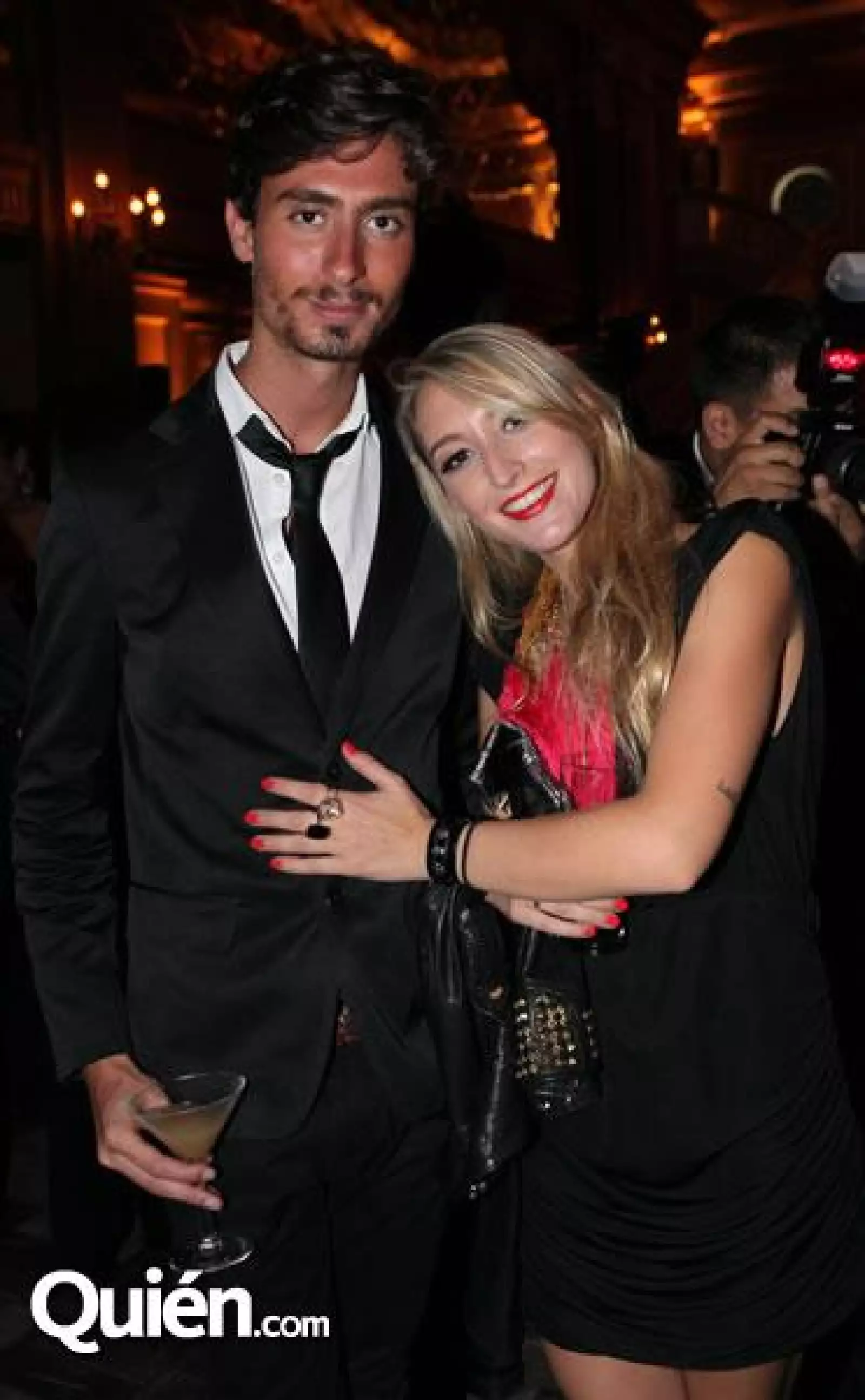 Kris Goyri,Adelle Camiy