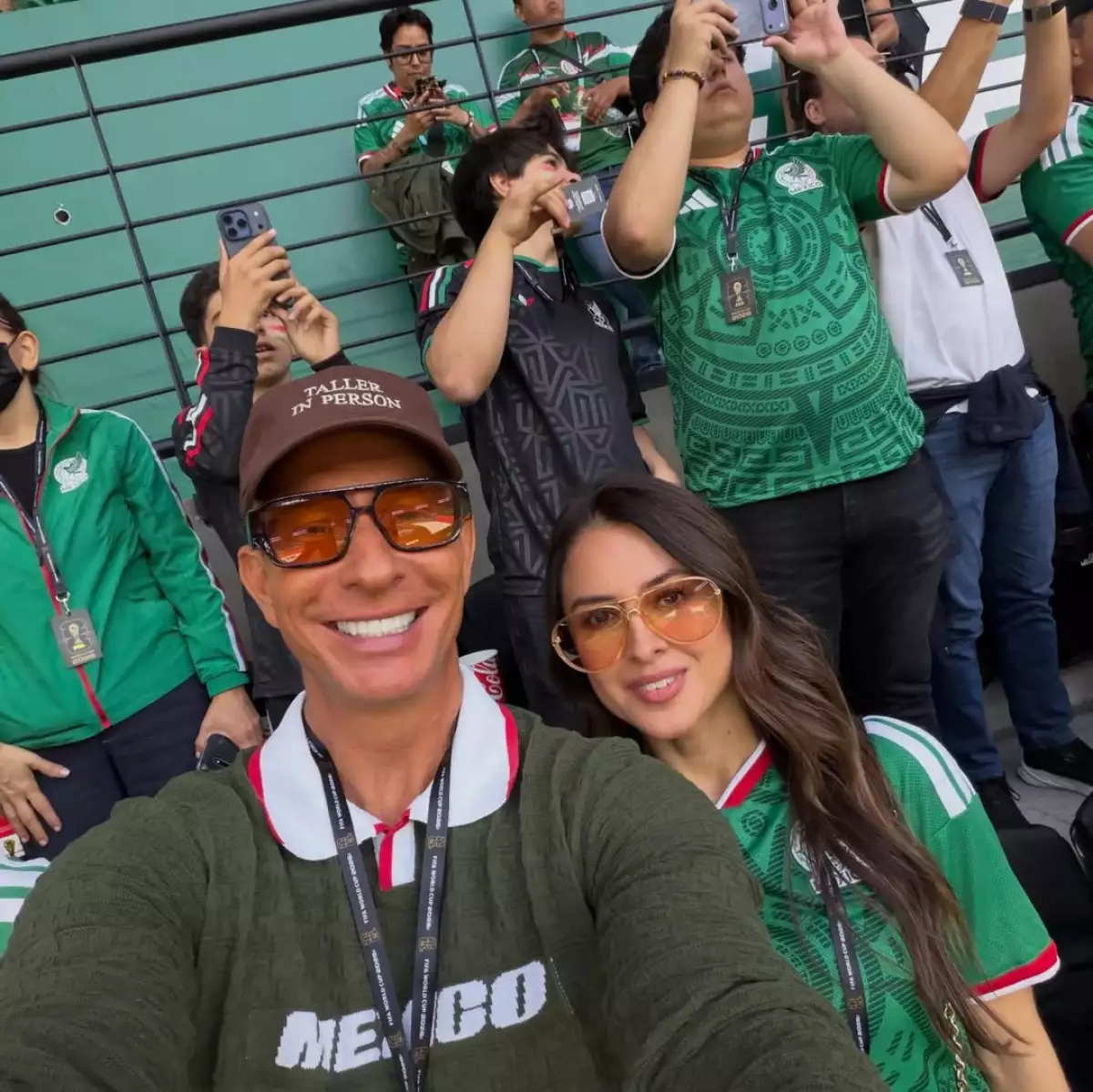 Viva México cabrones !!!!Gracias por su entrega, gracias por una una noche mágica ⭐️ México 🇲🇽 (1).jpg