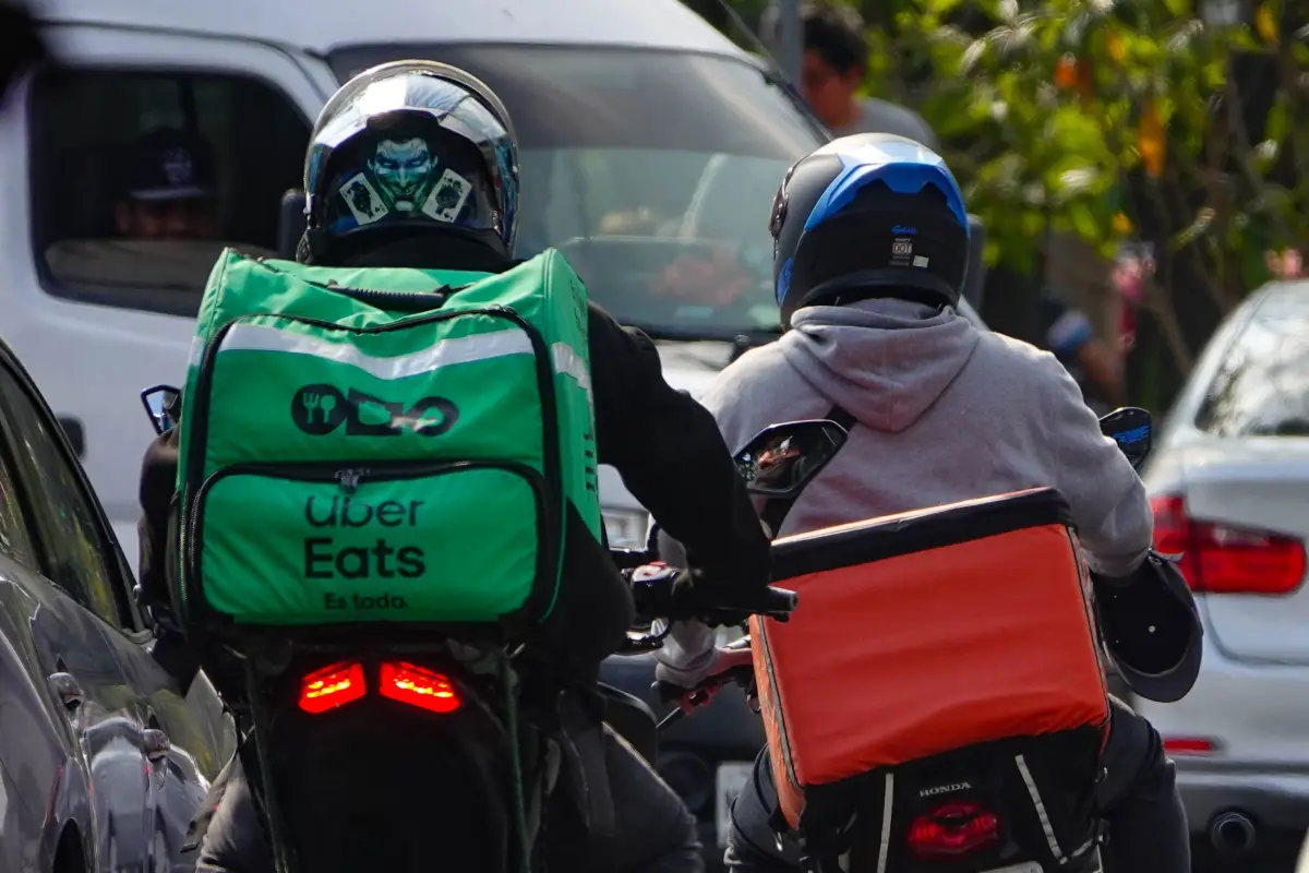 Regularizar a socios repartidores en el IMSS parecía imposible hasta que la IA entró en juego